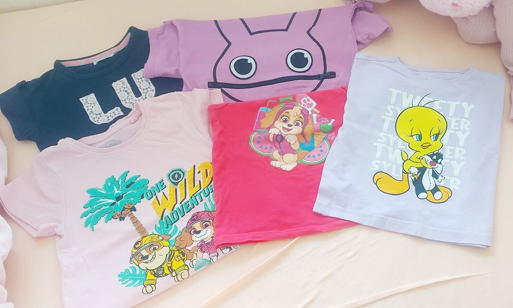 Дрехи и обувки за момиче-110,116 см.