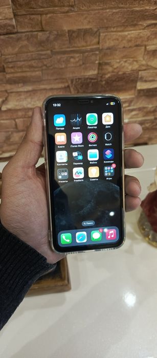 Iphone x sotiladi ideal