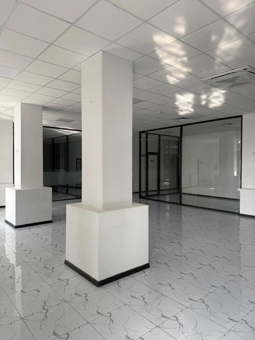 Сдам на улице Уста ширин Цокольное помещение МАЛИКА базар 600 м2 Ф33