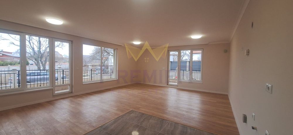 Къща в Варна-м-т Траката площ 150 цена 390000