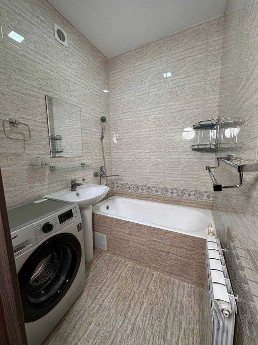 Сдаётся кв Метро Новза 2/4/5 ро-н  Чиланзарский 098*