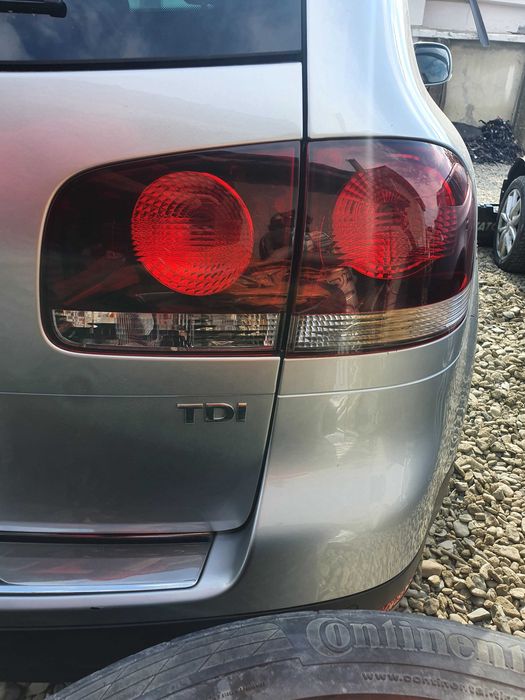Lampa stop stopuri tripla spate Vw Touareg facefilt 3.0 tdi an 2008