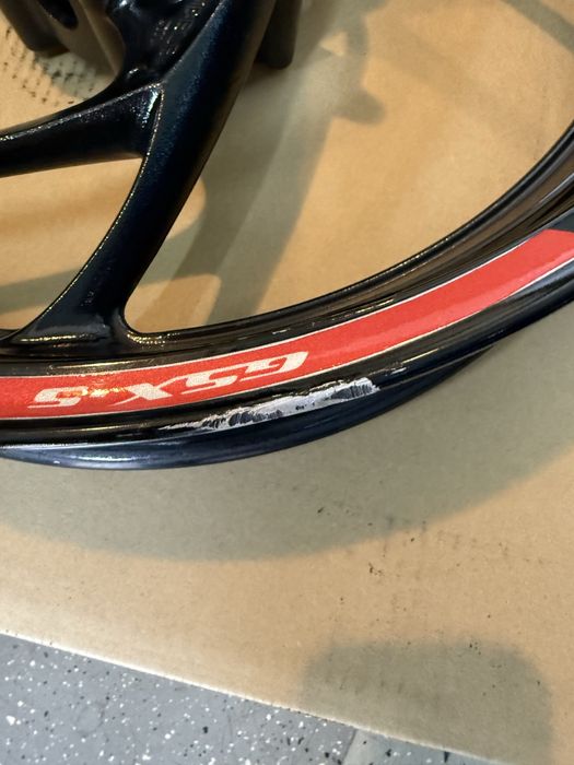 Предна джанта Suzuki GSX-S