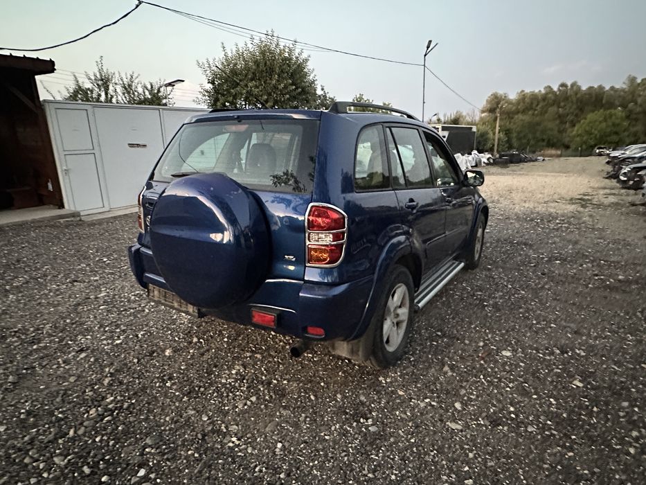 Toyota RAV4 Тойота Рав4 2.0 d4d 116 кс 2005г На части!