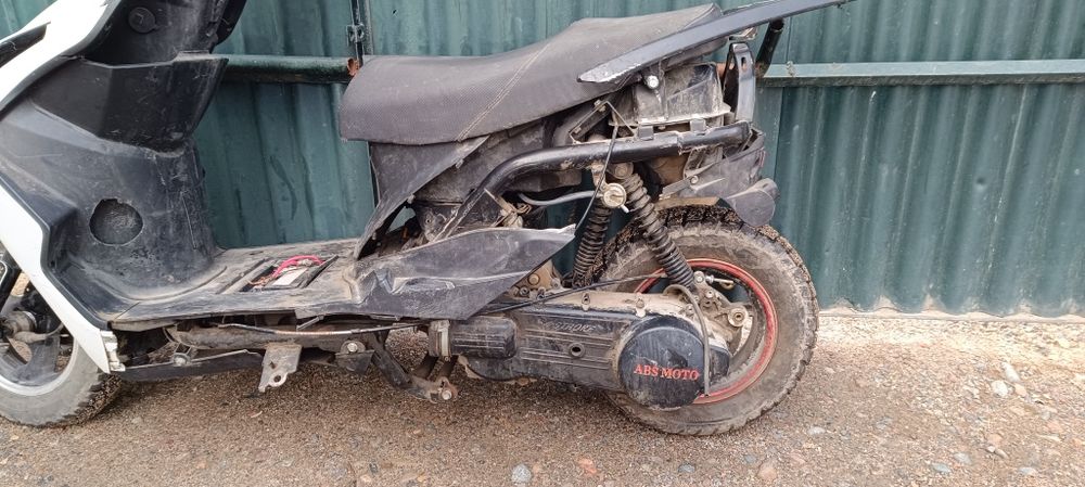 Мопед на запчасти