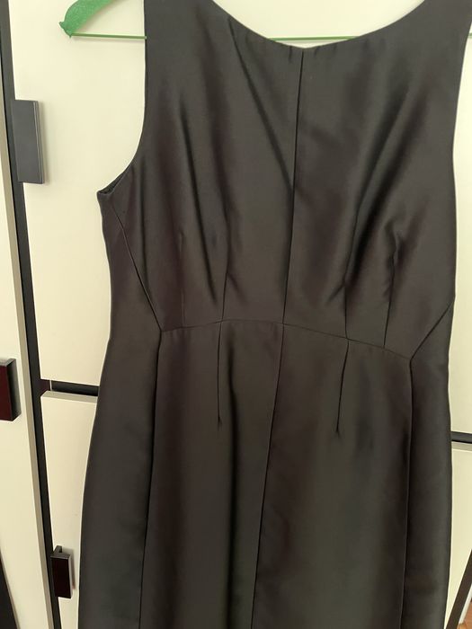 Rochie neagra superba