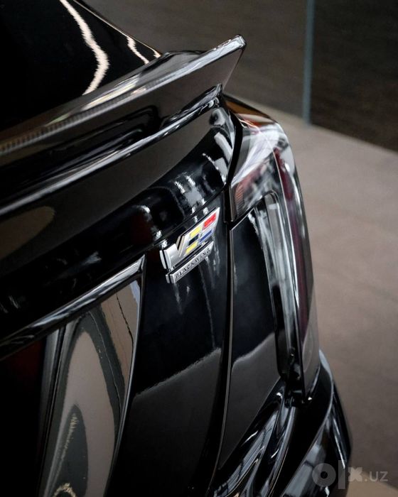 Cadillac CT5-V BLACKWING 2026