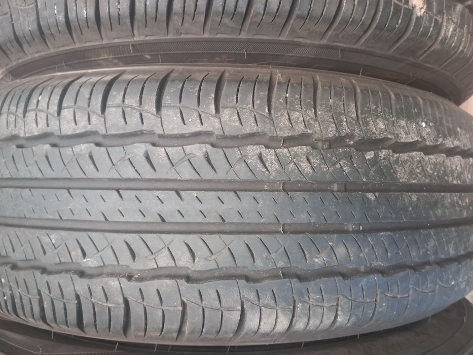 Jante hyundai r17 5x114.3 et 48 cb 67.1 anvelope vara 225 60 17