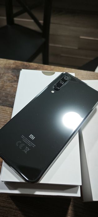 Mi 9 SE   6/64Gb