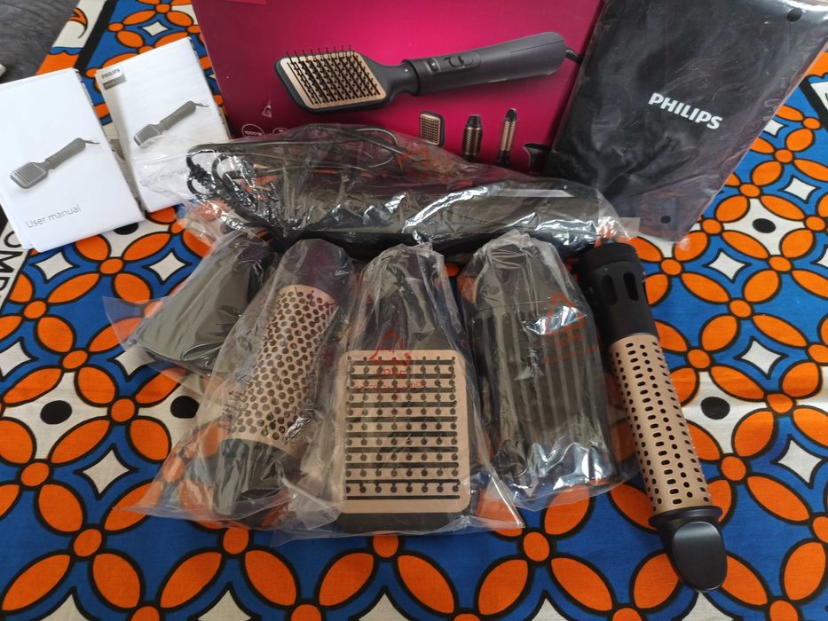 Продавам маша Филипс/Philips НОВА