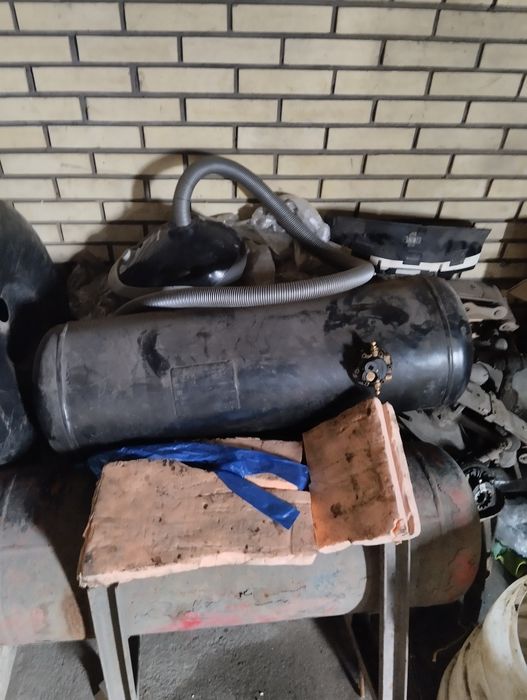 Газовый автомобильный балон