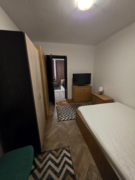 Inchiriez apartament 2 camere B-dul Ferdinand - zona Gara