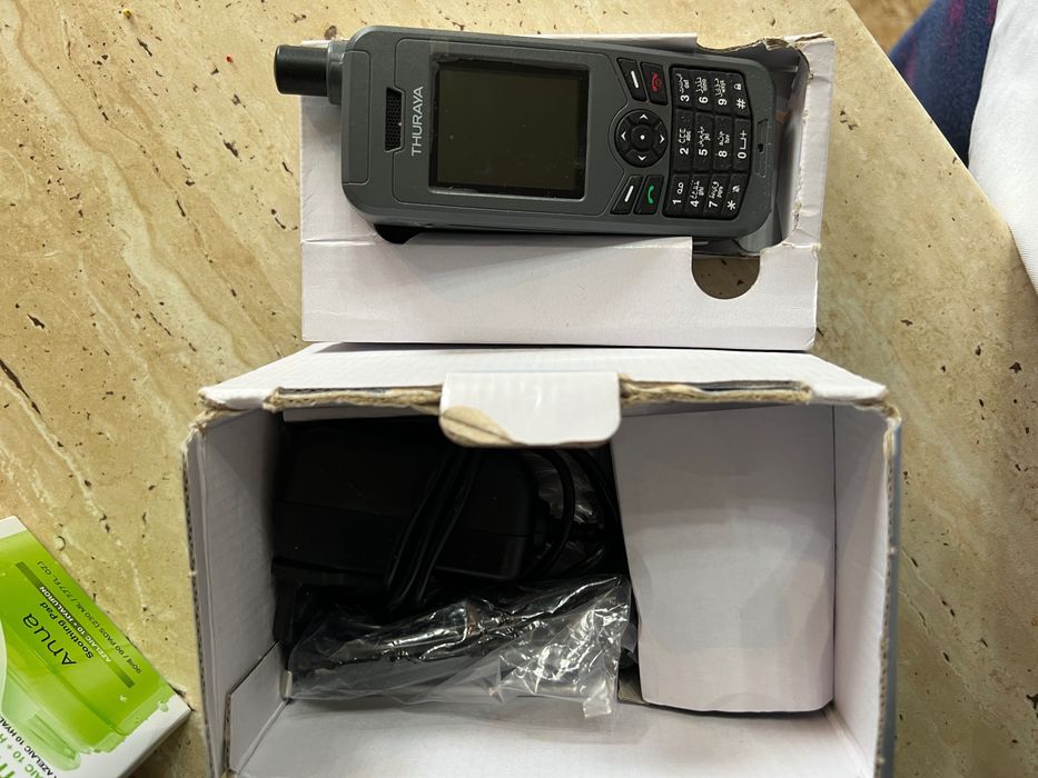 Продам спутниковый телефон Thuraya XT-LITE