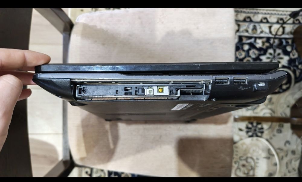 Ноутбук samsung NP300E5Z-A06RU