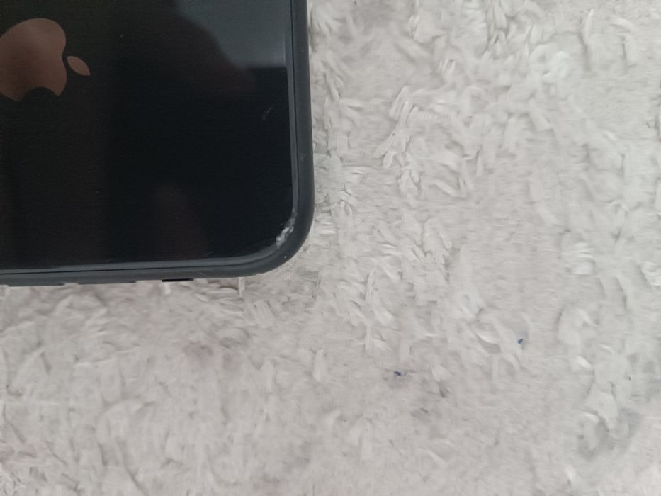 Продам айфон Xp на 64гб