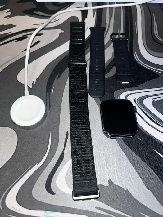 Смарт часовник Huawei Fit 4