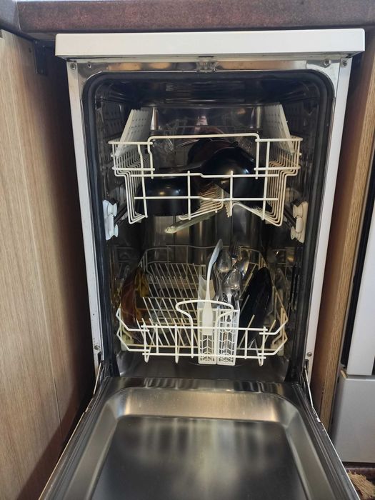 Съдомиялна Whirlpool 45см