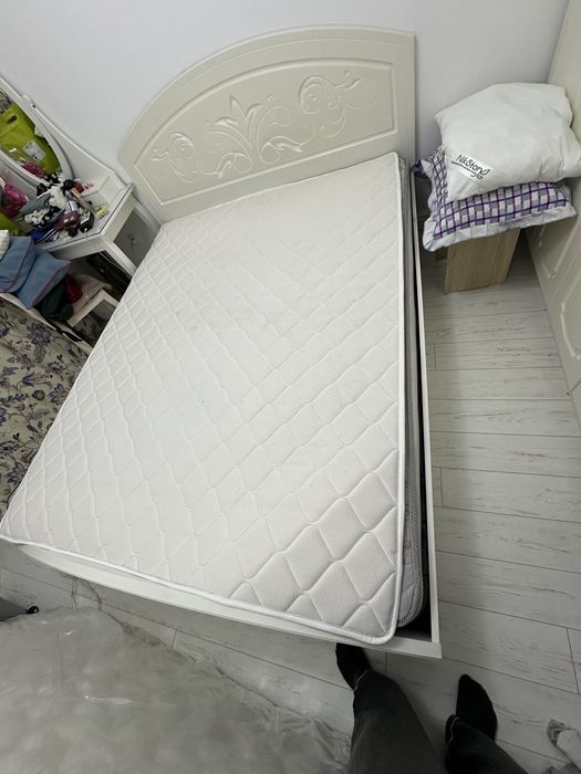 Продам матрац самовывоз 160-200