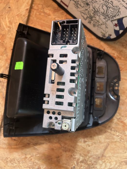 Radio/cd/gps Toyota aygo 2013 original
