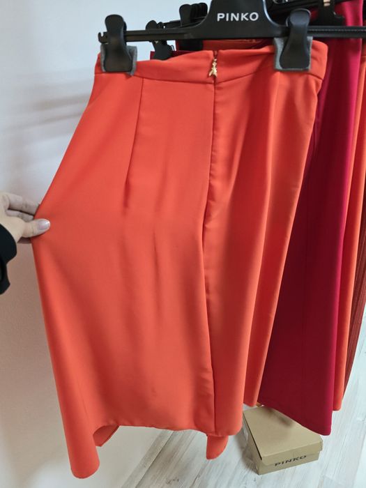 Асиметрична пола Patrizia Pepe, размер 40/S, нова,НАМАЛЕНА!