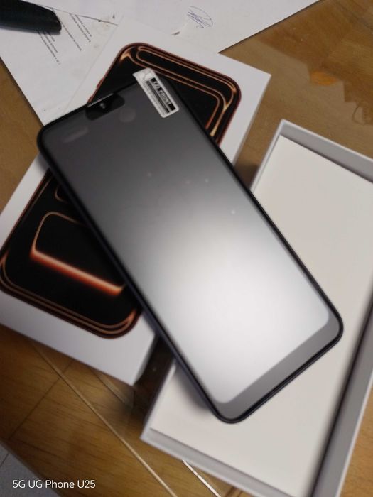 Продавам I17 pro max I16 pro max S 26 ultra