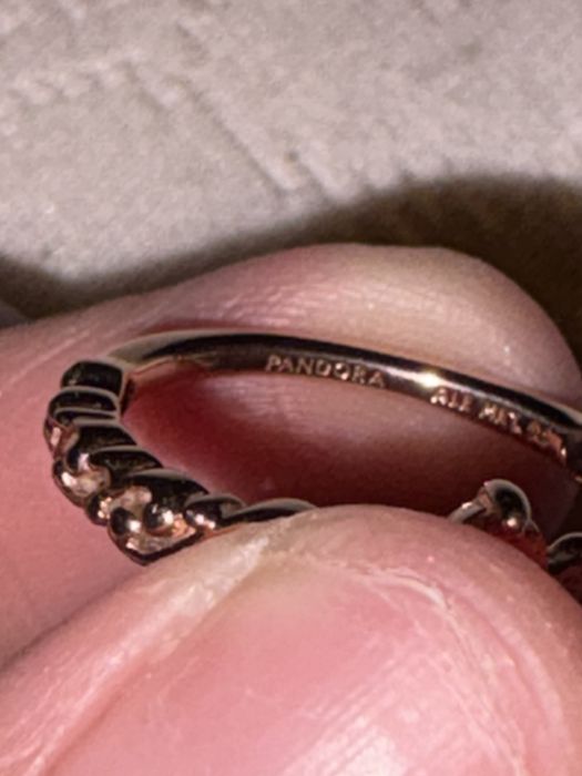 Продам кольцо pandora оригинал