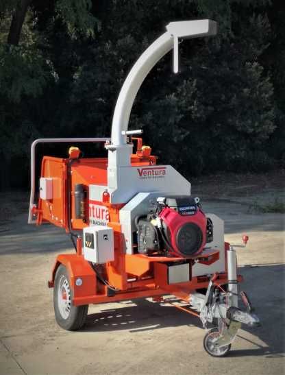 Tocator PROFESIONAL de lemn si creng tractabil cu motor pe benzina22cp