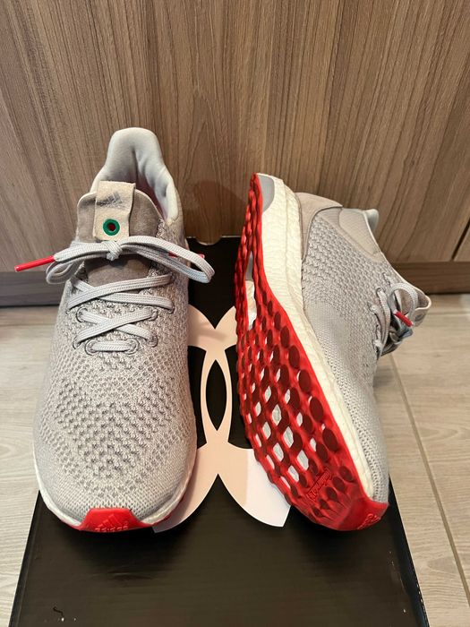 adidas ultra boost uncaged SOLEBOX мъжки маратонки номер 42