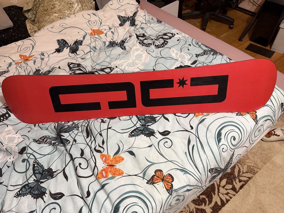 Vand placa snowboard DC Focus + legaturi 153 cm