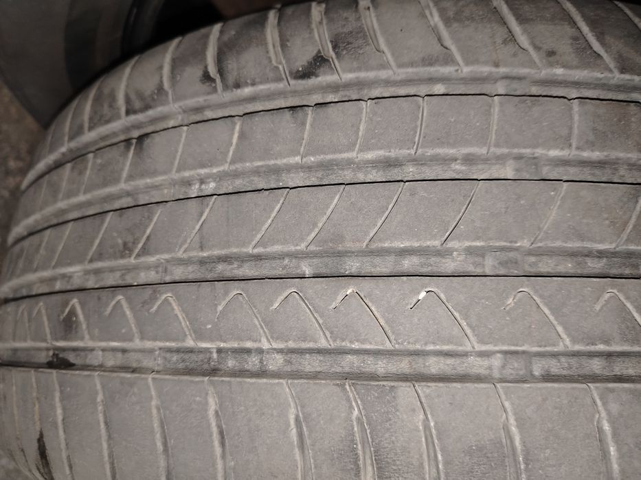 Гуми 225 /55 R 16
