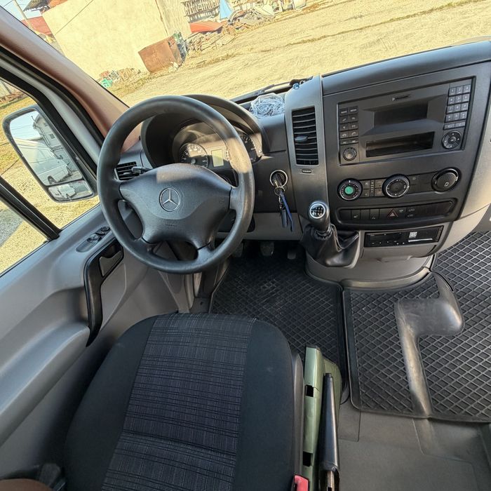 De vanzare Mercedes Sprinter 319