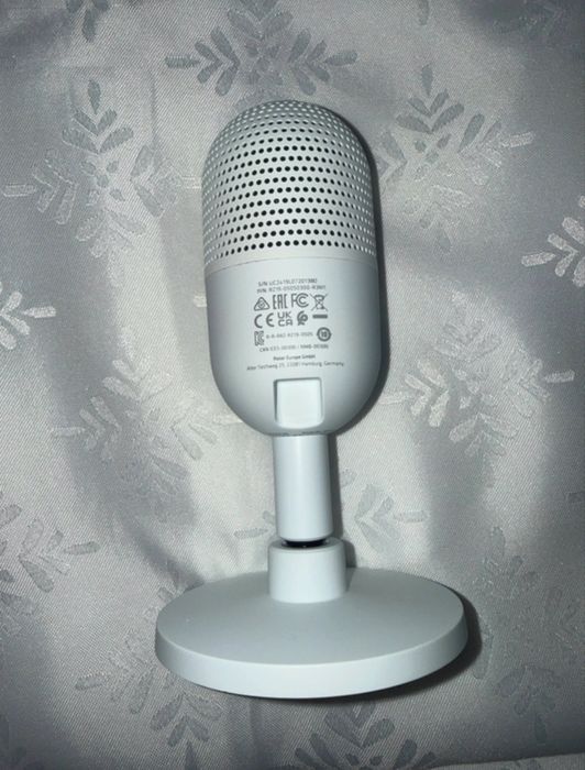 Microfon Gaming Seiren v3 mini White edition