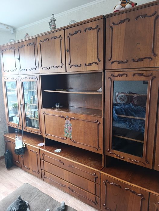 Продам стенку б/у