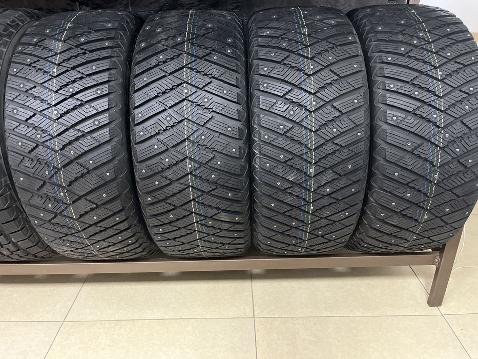 285/50R20 Goodyear