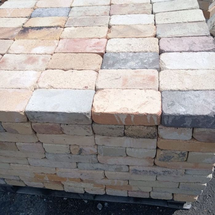 Продаю огнеупорные кирпичи