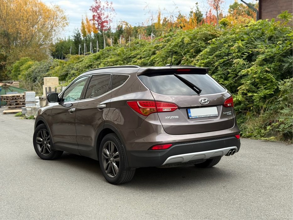 Hyundai Santa Fe 2015 7 locuri
