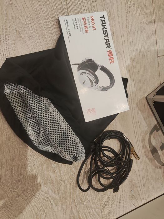Наушники профессиональные Takstar Pro 82