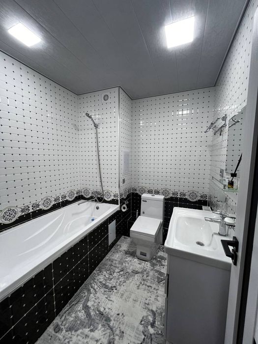 Сдаётся двух комнатная квартира