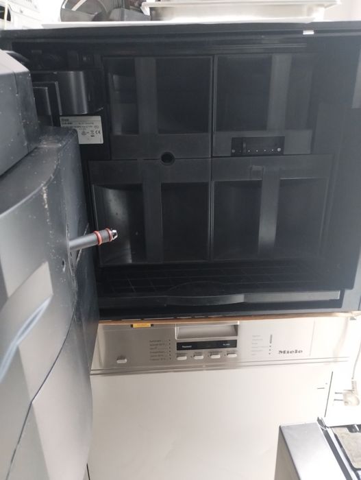 MIELE CVA 4060 За Вграждане