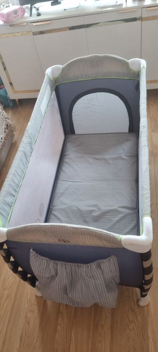 Детская кроватка - манежка