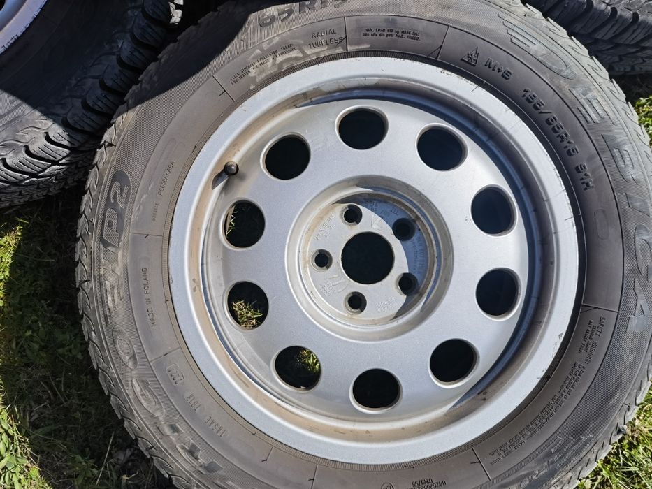 Джанти "телефонни шайби" 15 със зимни гуми 195/65/15