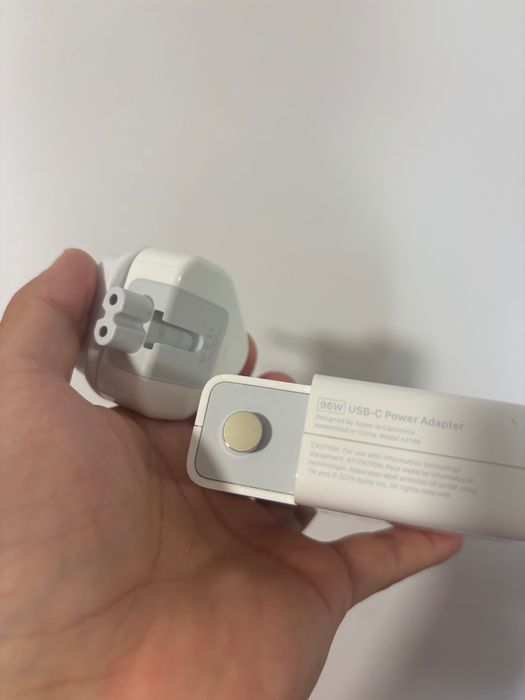 Încărcător Original Apple 96W Macbook iPhone - ca nou - fast charge