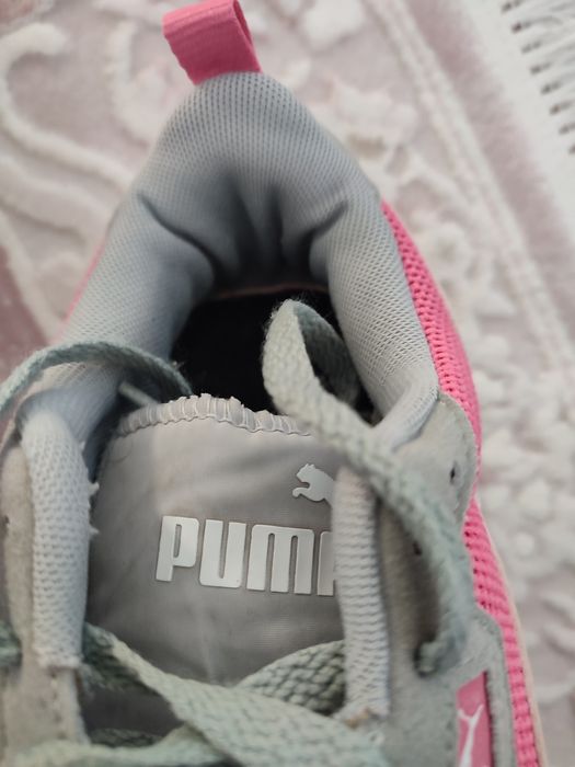 ,, Puma,, marime 42
