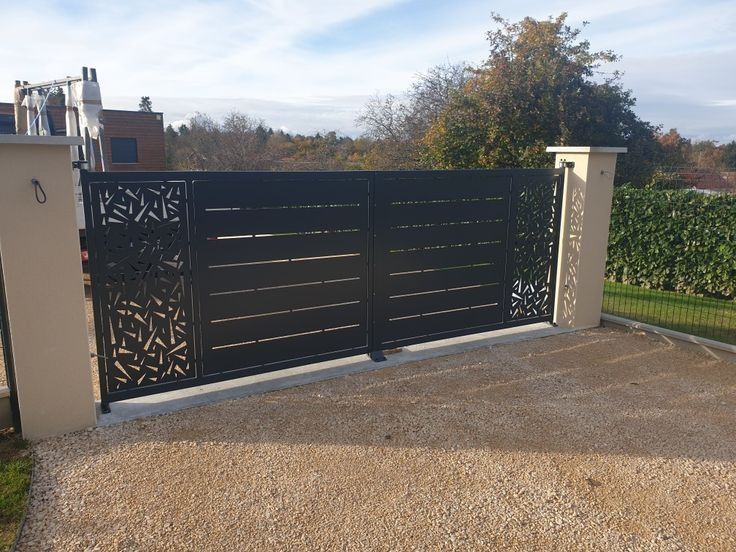 Confecții metalice  garduri balustrade debitate la cnc