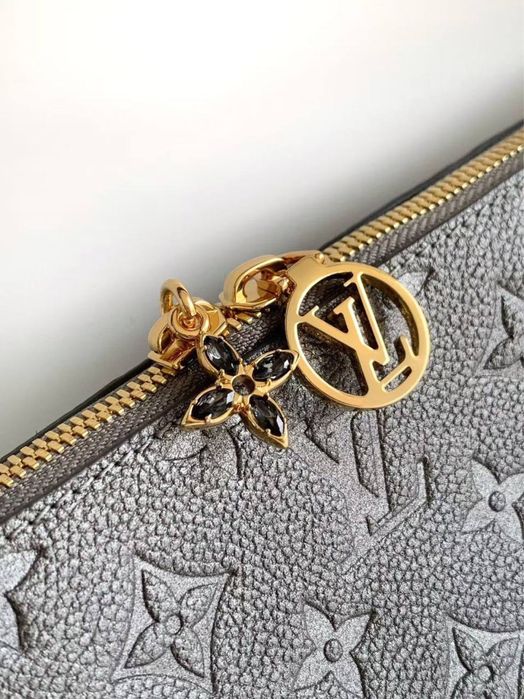 Geanta Louis Vuitton