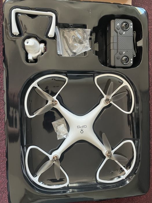 Дрон Explorer Drone SKY с дистанционно управление, GPS, 2.4g, 2MP камера