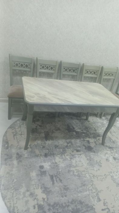 Ошхона мебели сотилади