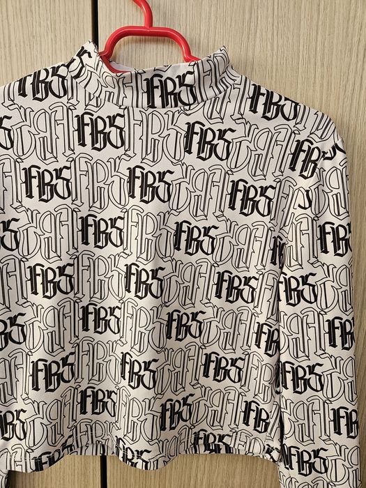 Top New Yorker cu mânecă lungă