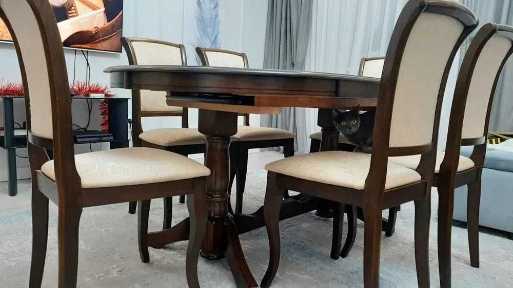 Гостевой стол с 6 стульями