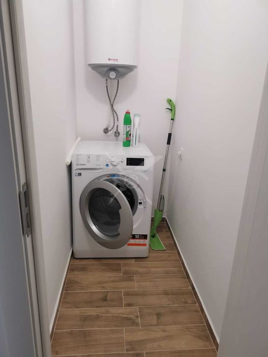 Продава се Тристаен апартамент в Бургас, Сарафово - 101 кв.м за 1951 €/кв.м - Снимка #5